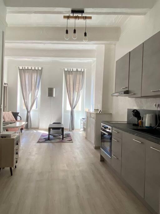 T2 Notre Dame Du Mont - Cours Julien - Clim Apartment Marseille Luaran gambar